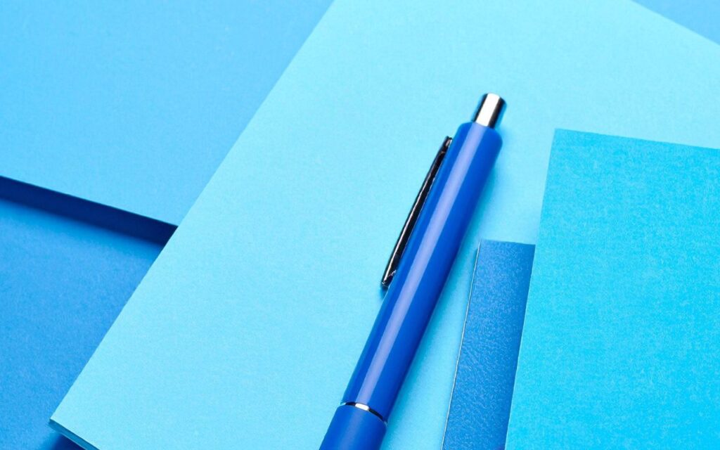 青色申告が「青」である3つの説